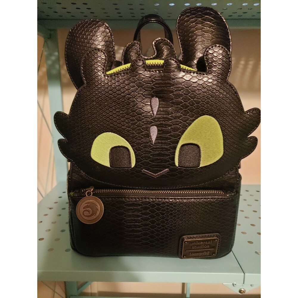 Toothless Loungefly Backpack Universal Studios Glow in the Dark W Ears NWT
